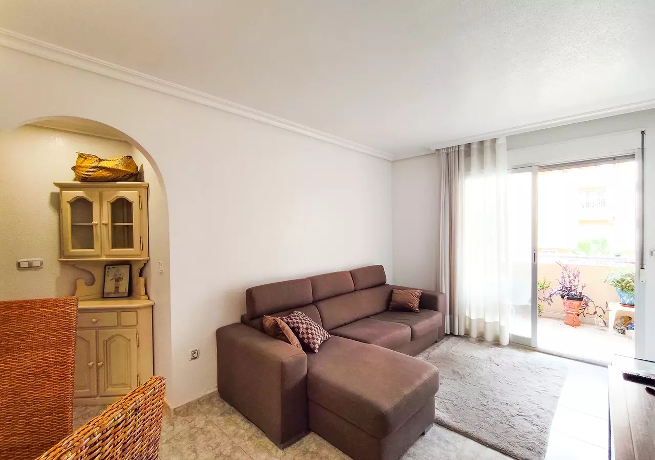 2-bedroom Apartment In Guardamar Del Segura, Spain (75 M²)