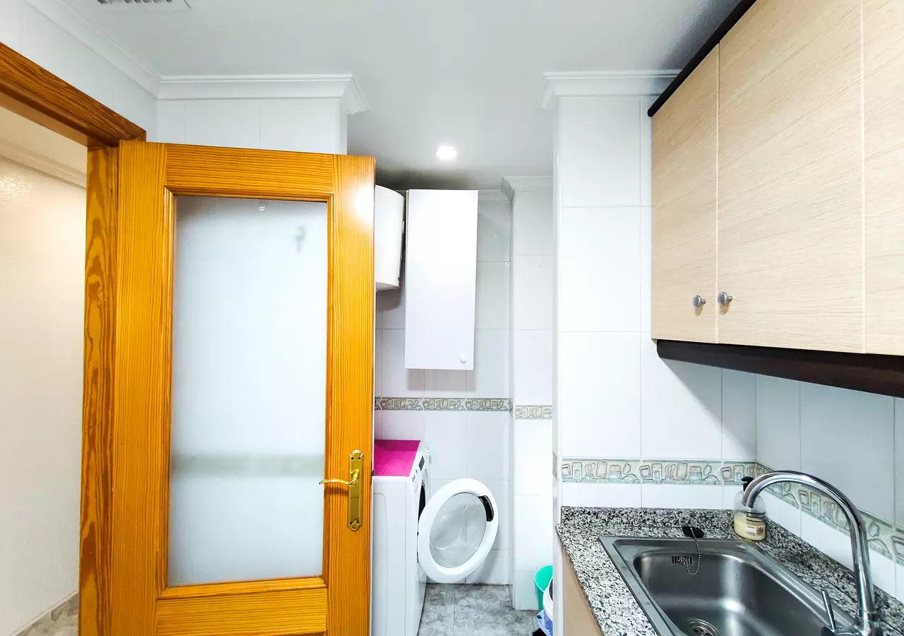 2-bedroom Apartment In Guardamar Del Segura, Spain (75 M²)