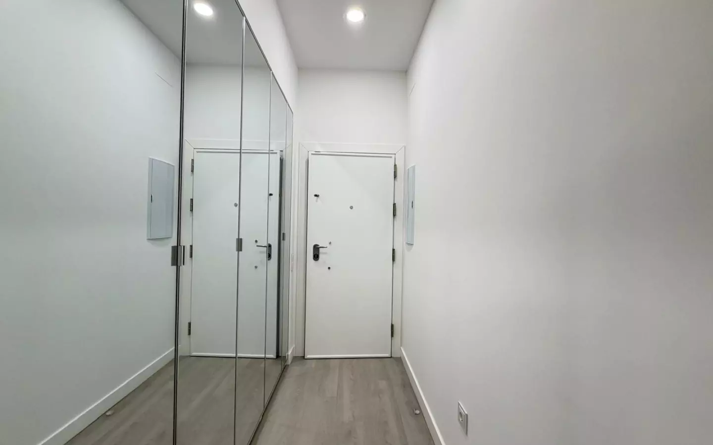 2-bedroom Apartment In Torrevieja, Spain (123 M²)