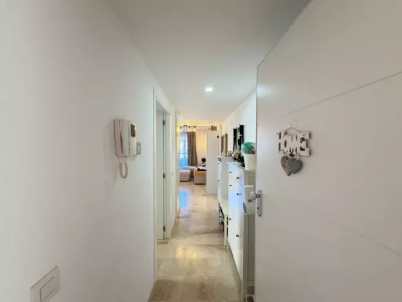 3-bedroom Apartment In Torrevieja, Spain (113 M²)