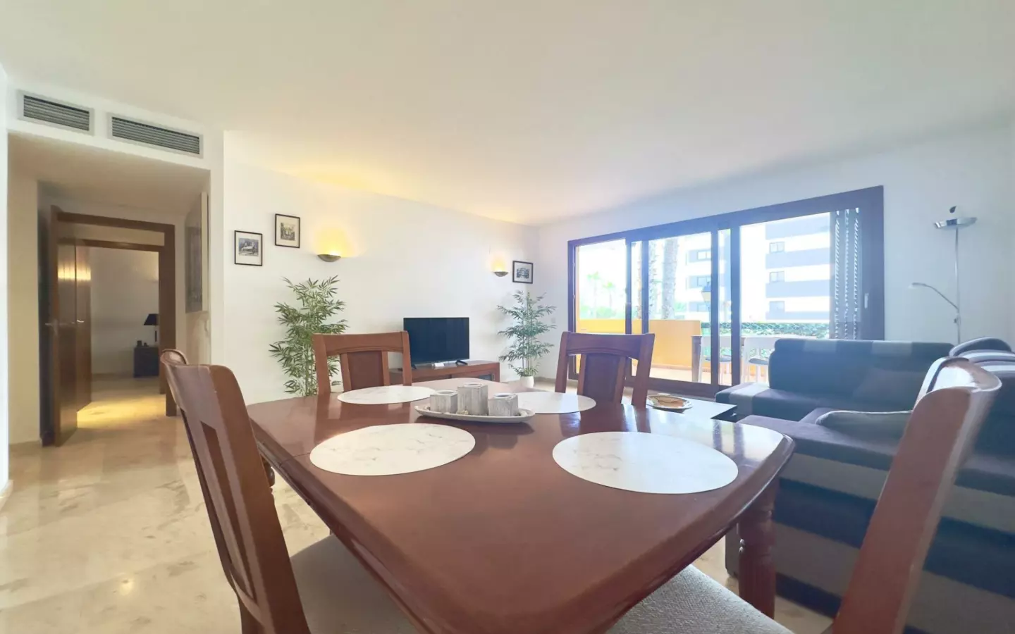 2-bedroom Apartment In Torrevieja, Spain (84 M²)
