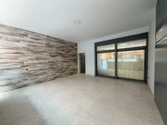 2-bedroom Apartment In Torrevieja, Spain (123 M²)