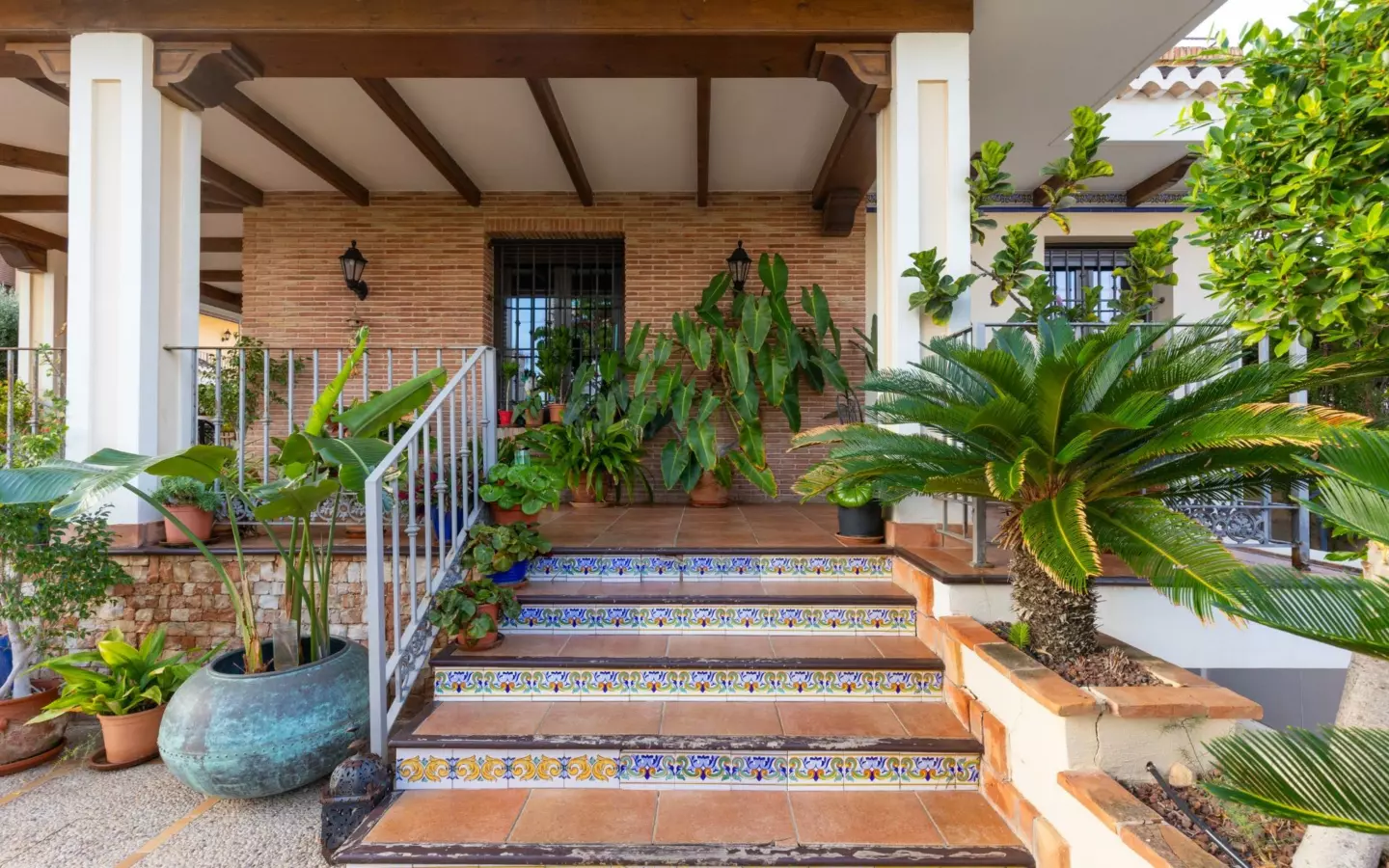6-bedroom Villa In Torrevieja, Spain (720 M²)