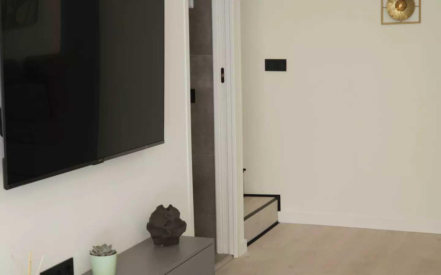 3-bedroom Bungalow In Torrevieja, Spain (105 M²)