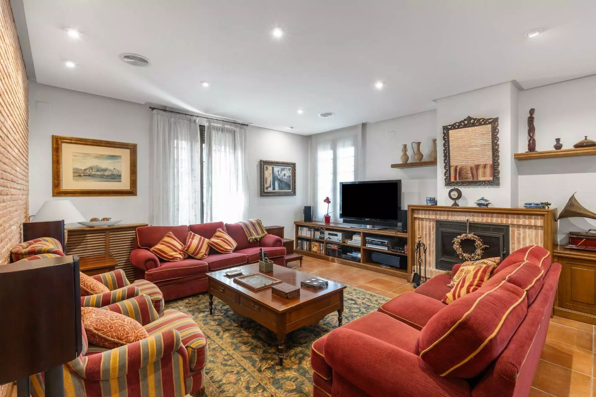 3-8-e739c5 6-bedroom Villa In Torrevieja, Spain (720 M²)