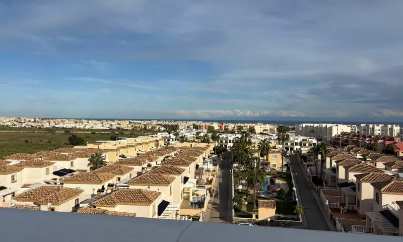 3-bedroom Apartment In Orihuela Costa, Spain (140 M²)
