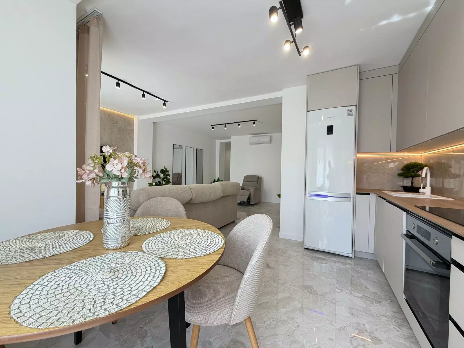 3-bedroom Penthouse In Torrevieja, Spain (92 M²)
