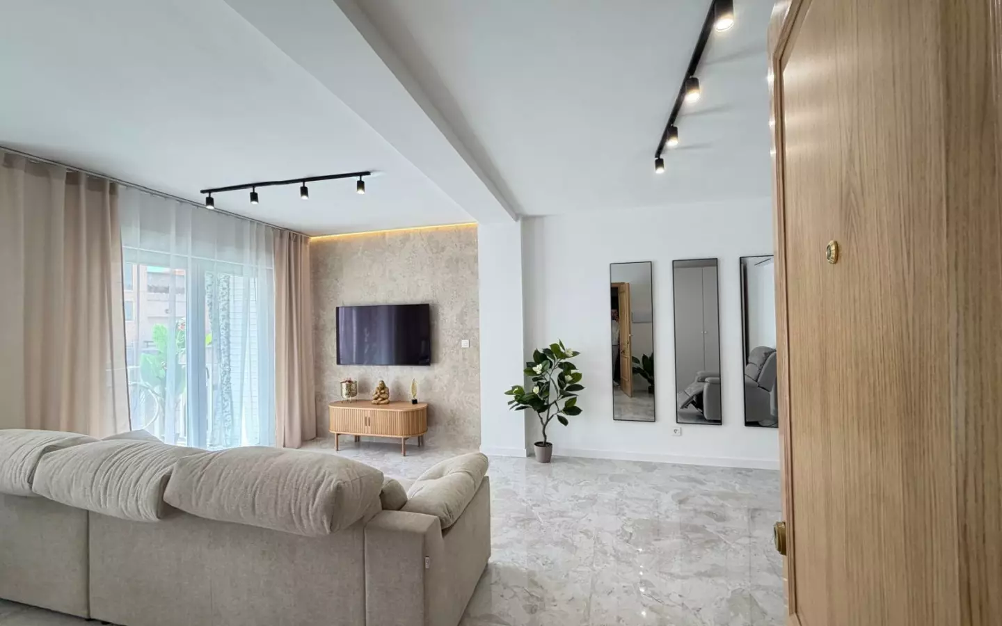 3-bedroom Penthouse In Torrevieja, Spain (92 M²)