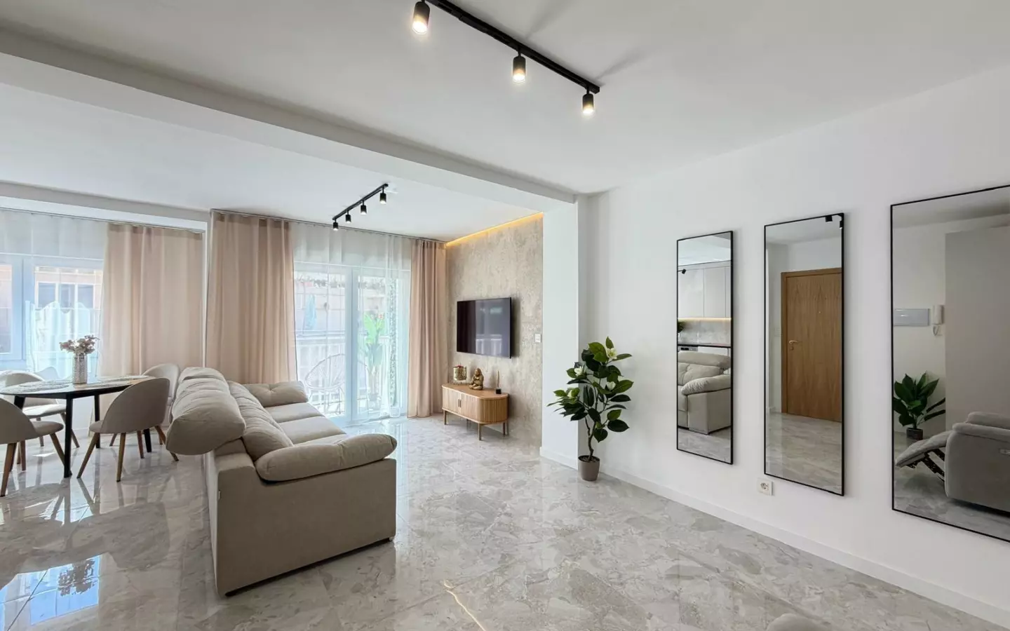 3-bedroom Penthouse In Torrevieja, Spain (92 M²)