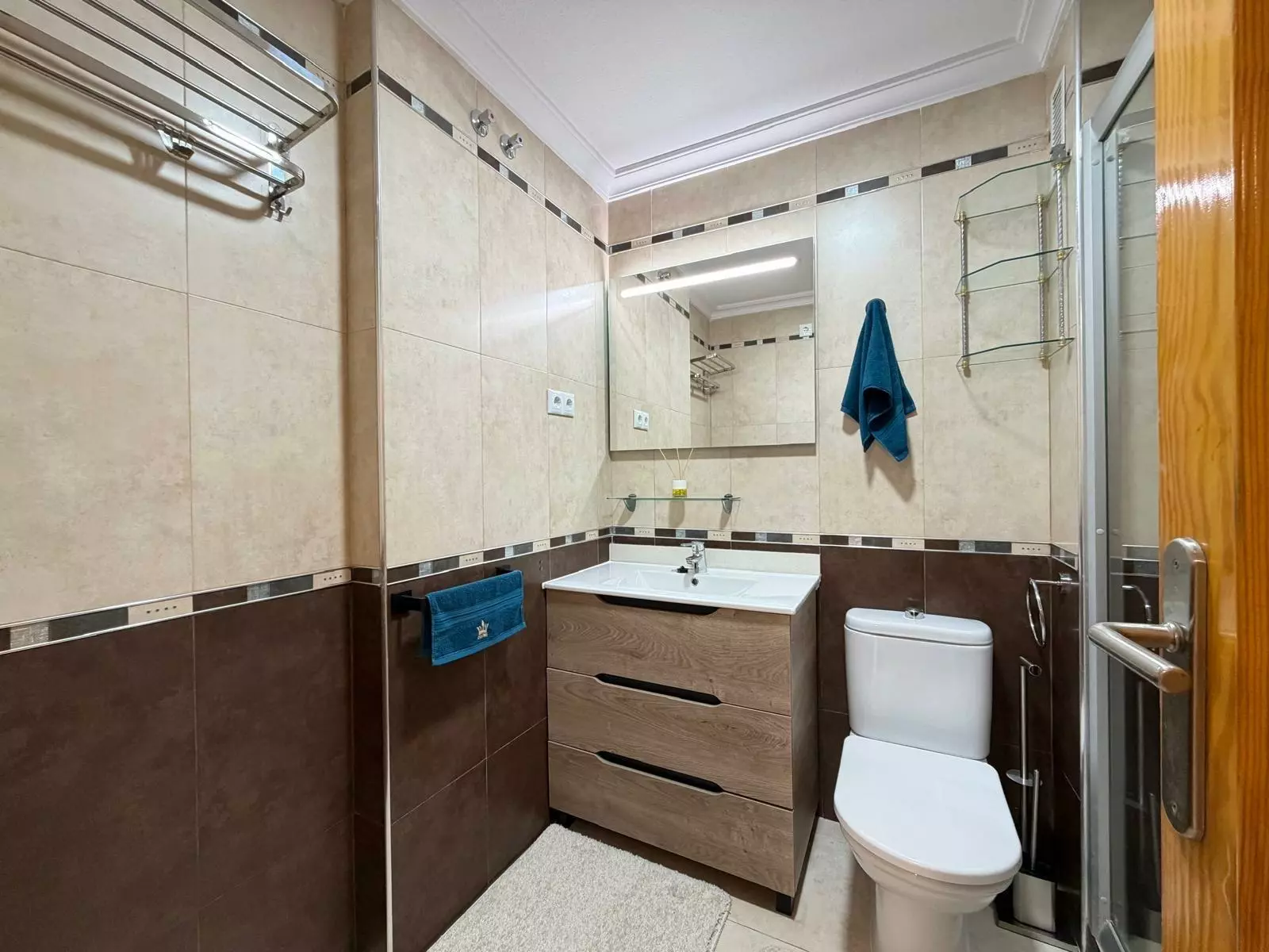 3-bedroom Apartment In Torrevieja, Spain (107 M²)