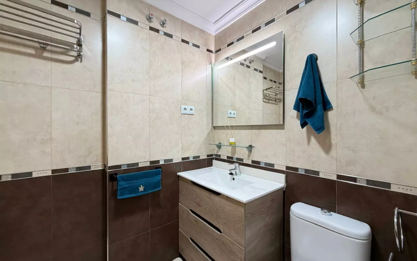 3-bedroom Apartment In Torrevieja, Spain (107 M²)