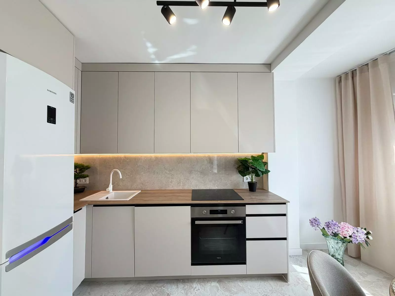 3-bedroom Penthouse In Torrevieja, Spain (92 M²)
