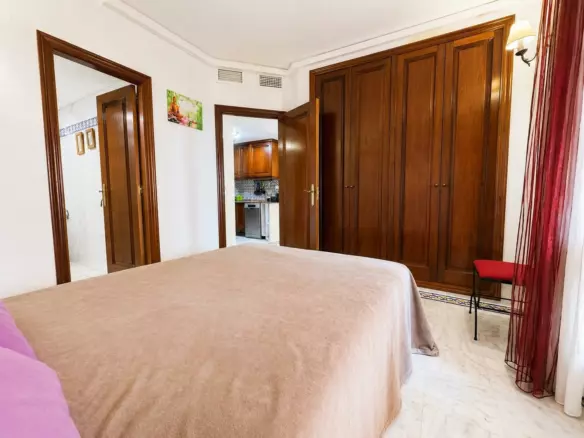 3-bedroom Apartment In Torrevieja, Spain (93 M²)