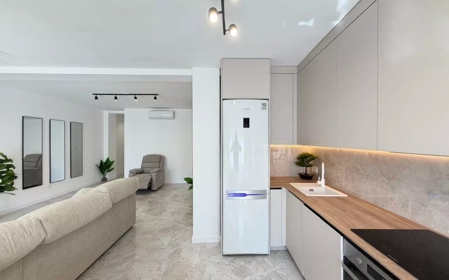 3-bedroom Penthouse In Torrevieja, Spain (92 M²)