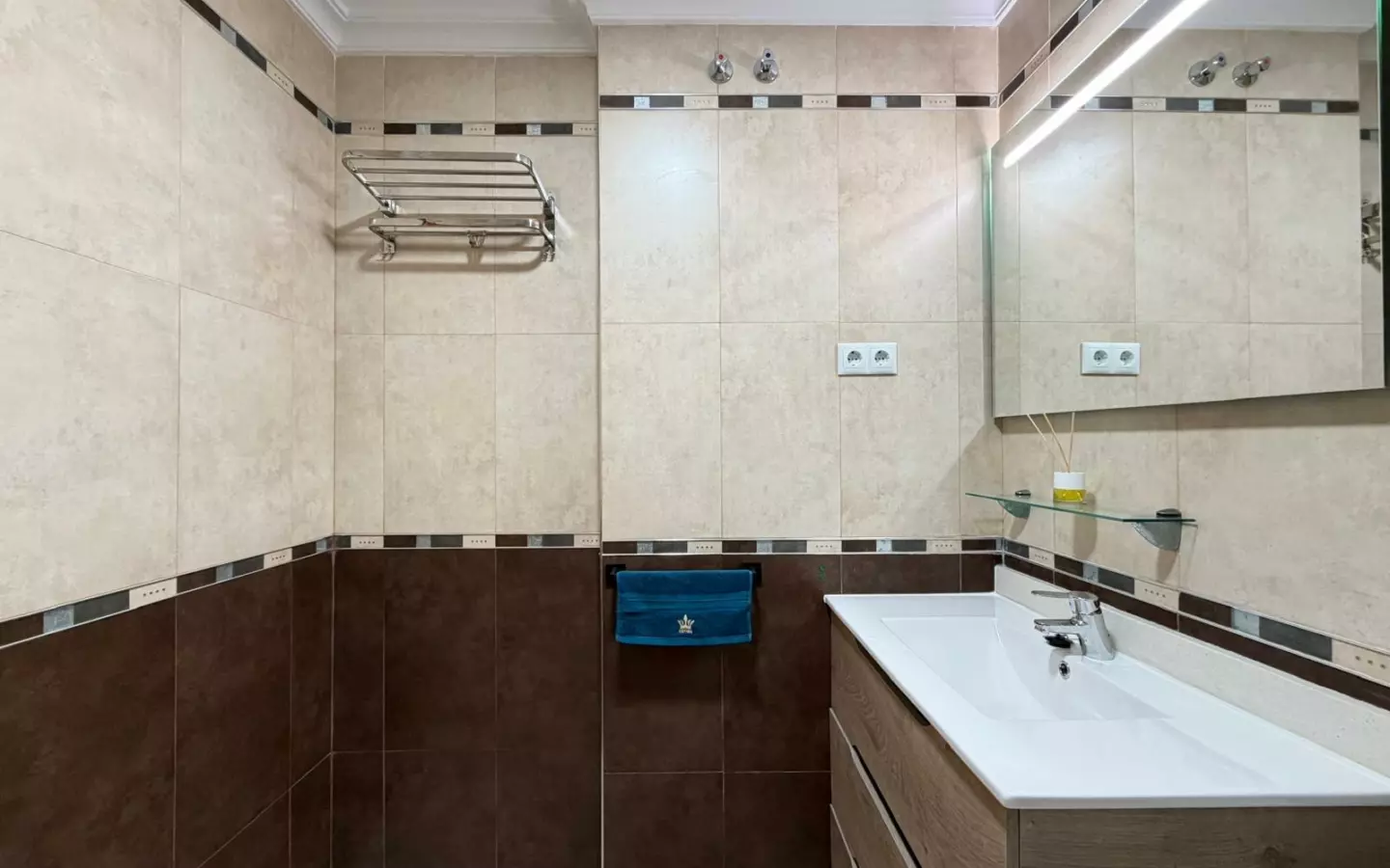 3-bedroom Apartment In Torrevieja, Spain (107 M²)