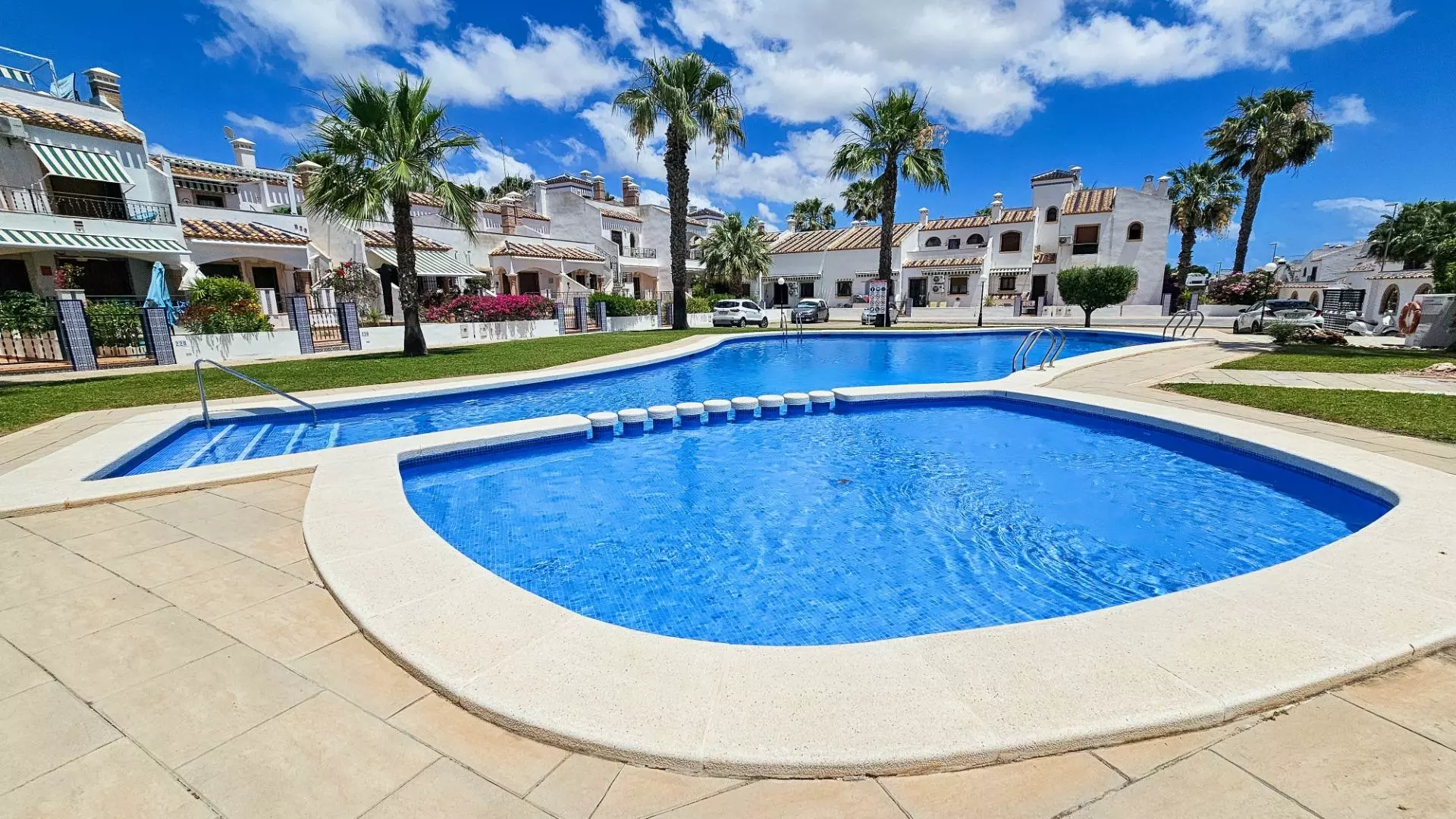 2-bedroom Town House In Orihuela Costa, Spain (97 M²)