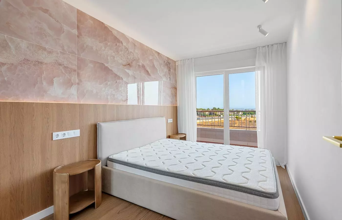 2-bedroom Penthouse In Torrevieja, Spain (75 M²)