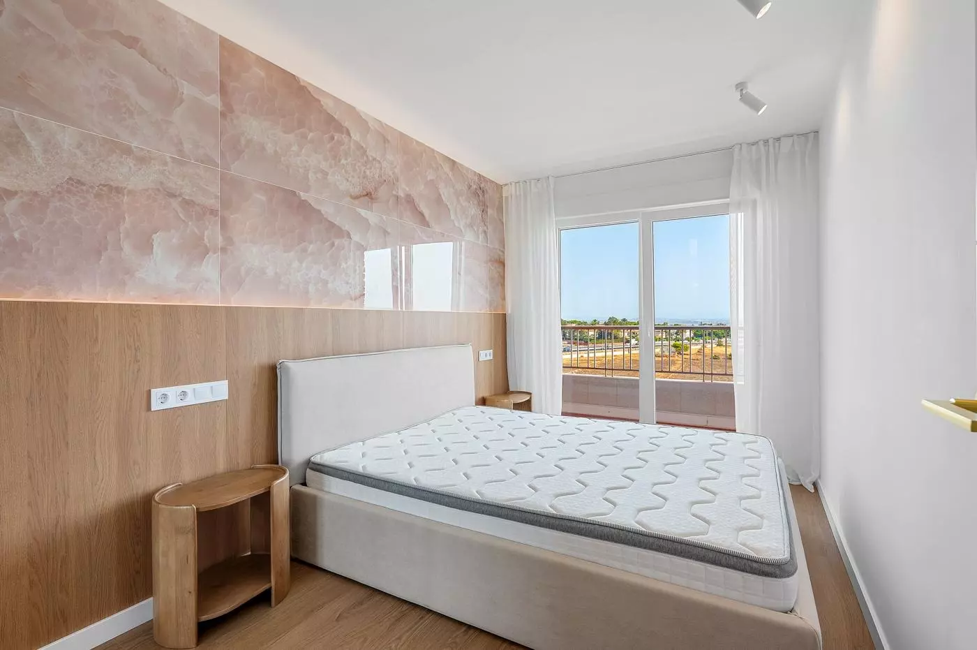 2-bedroom Penthouse In Torrevieja, Spain (75 M²)