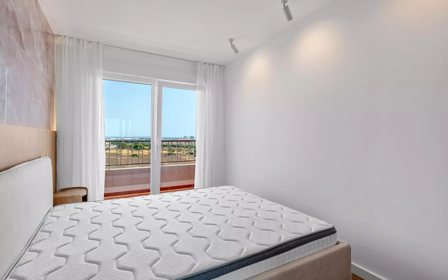 2-bedroom Penthouse In Torrevieja, Spain (75 M²)