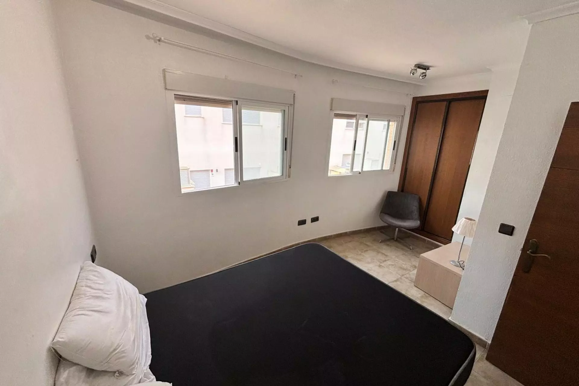 5-bedroom Townhouse In Guardamar Del Segura, Spain (110 M²)