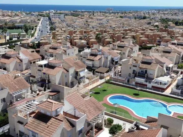 2-bedroom Apartment In Orihuela Costa, Spain (54 M²)
