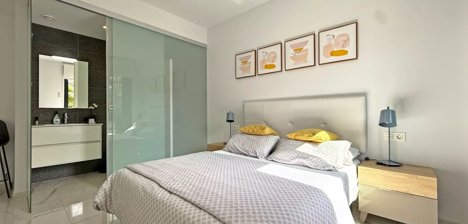 2-bedroom Apartment In Orihuela Costa, Spain (72 M²)