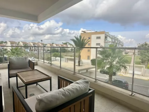3-bedroom Apartment In Orihuela Costa, Spain (82 M²)
