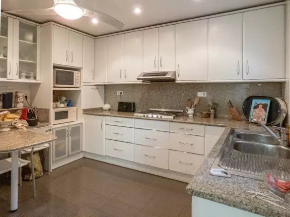 6-bedroom Villa In Pilar De La Horadada, Spain (268 M²)