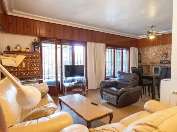 6-bedroom Villa In Pilar De La Horadada, Spain (268 M²)