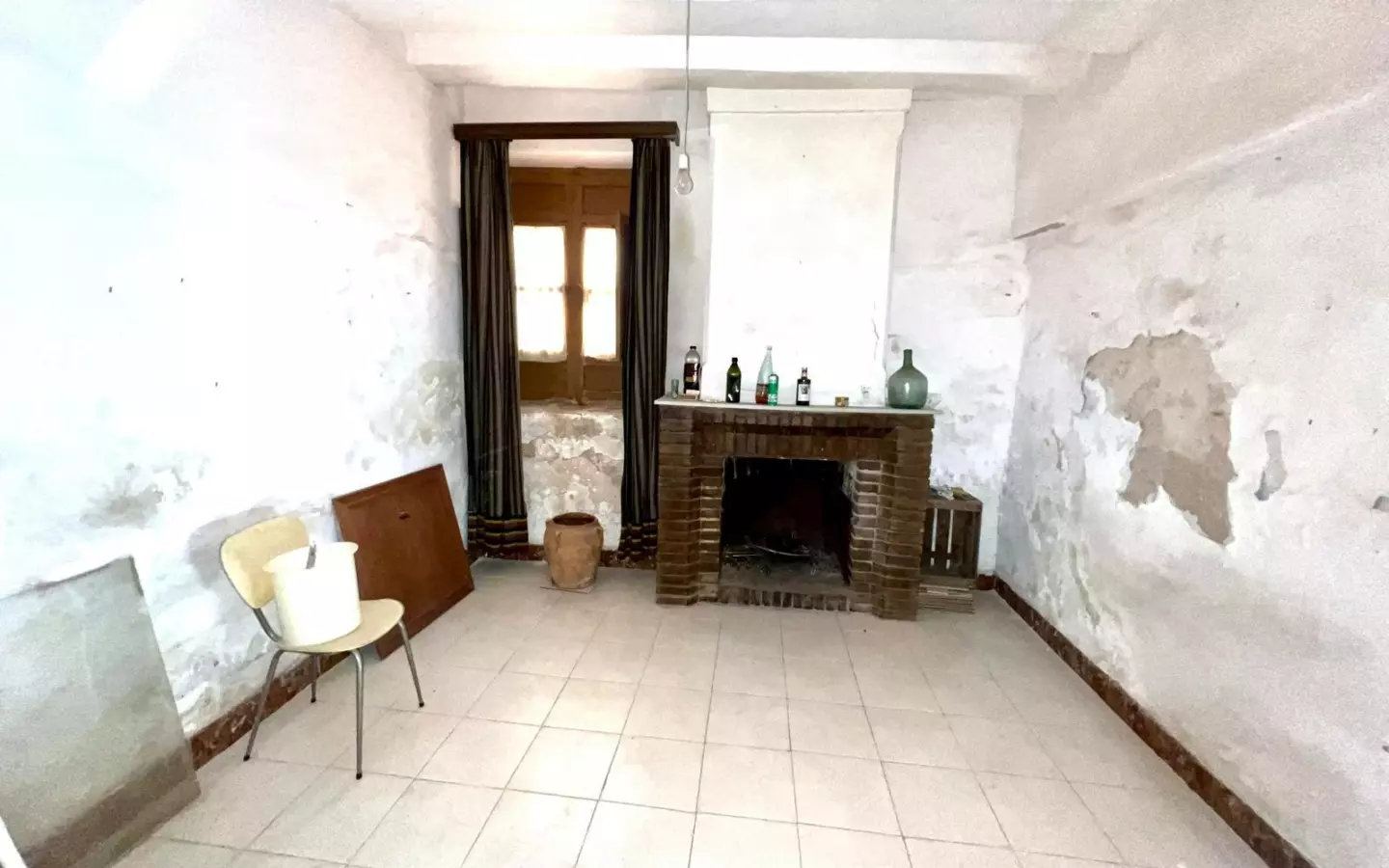 8-bedroom Town House In Pinoso, Spain (380 M²)