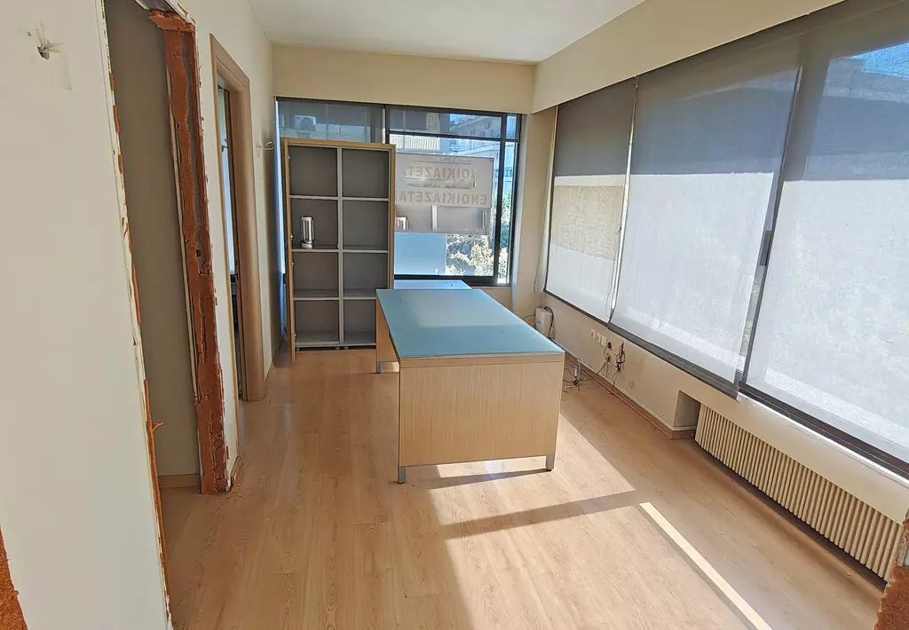 2-bedroom Commercial Property In Katerini, Greece (82 M²)