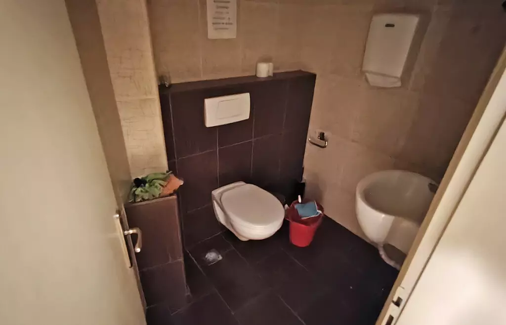 2-bedroom Commercial Property In Katerini, Greece (82 M²)