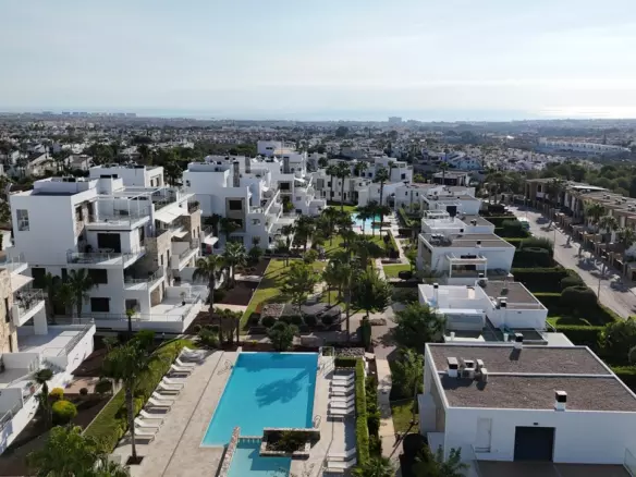 3-bedroom Semi In Orihuela Costa, Spain (102 M²)