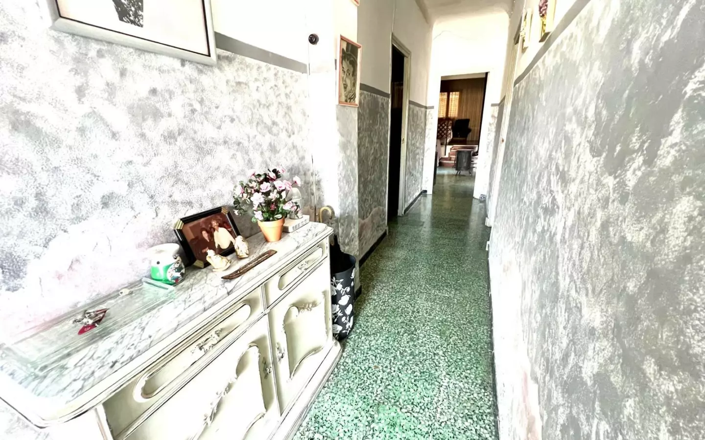 6-bedroom Town House In Pinoso, Spain (260 M²)