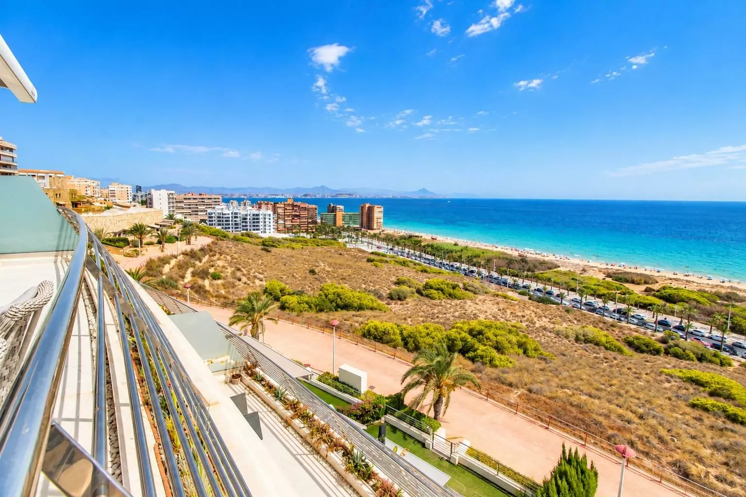 3-bedroom Apartment In Arenales Del Sol, Spain (153 M²)
