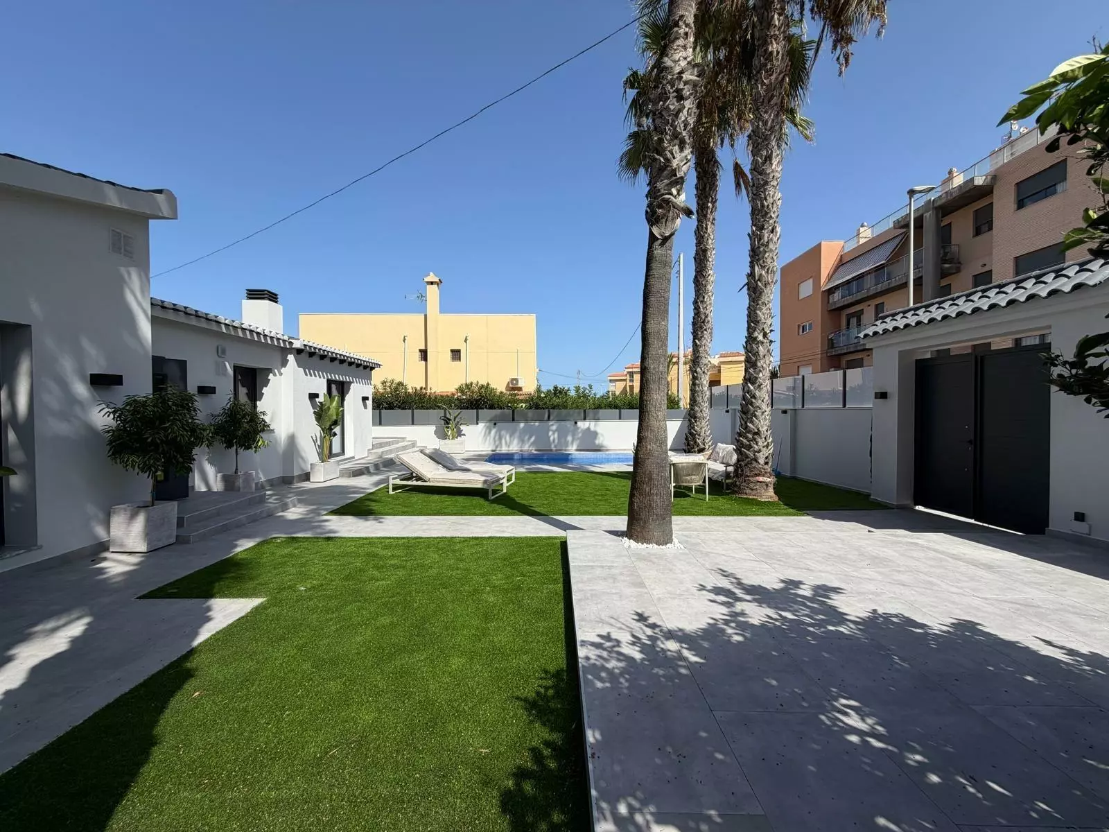 4-bedroom Villa In Torrevieja, Spain (103 M²)