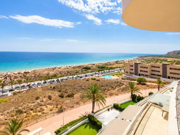 3-bedroom Apartment In Arenales Del Sol, Spain (153 M²)