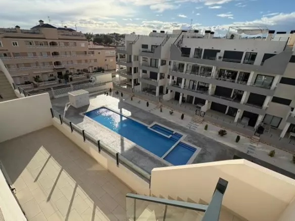 3-bedroom Apartment In Orihuela Costa, Spain (140 M²)