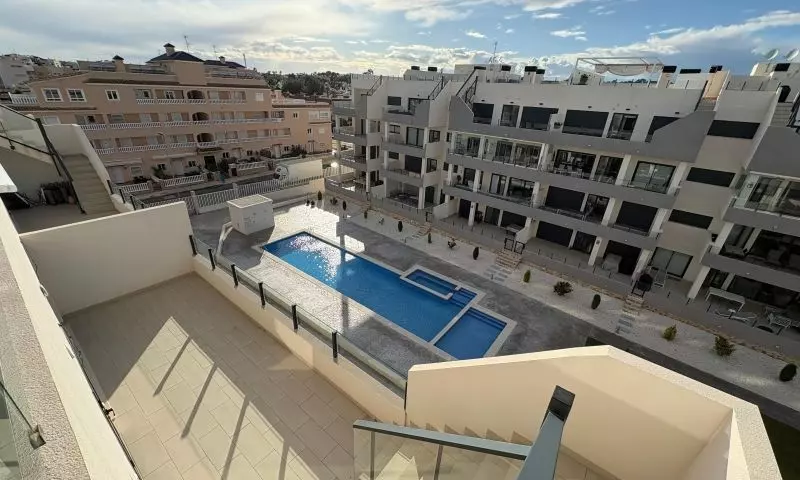 3-bedroom Apartment In Orihuela Costa, Spain (140 M²)