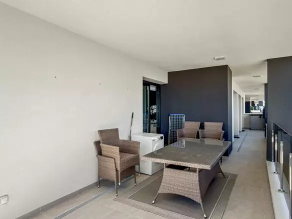 3-bedroom Apartment In Orihuela Costa, Spain (109 M²)