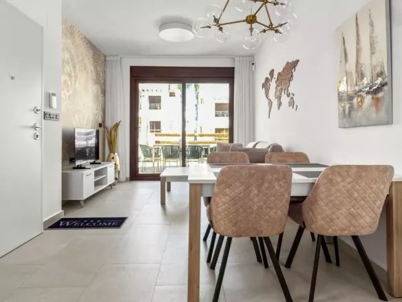 2-bedroom Apartment In Torrevieja, Spain (71 M²)