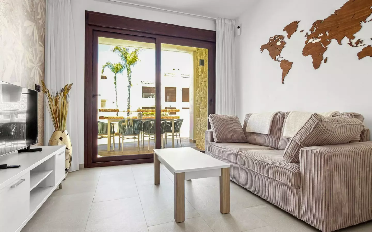 2-bedroom Apartment In Torrevieja, Spain (71 M²)