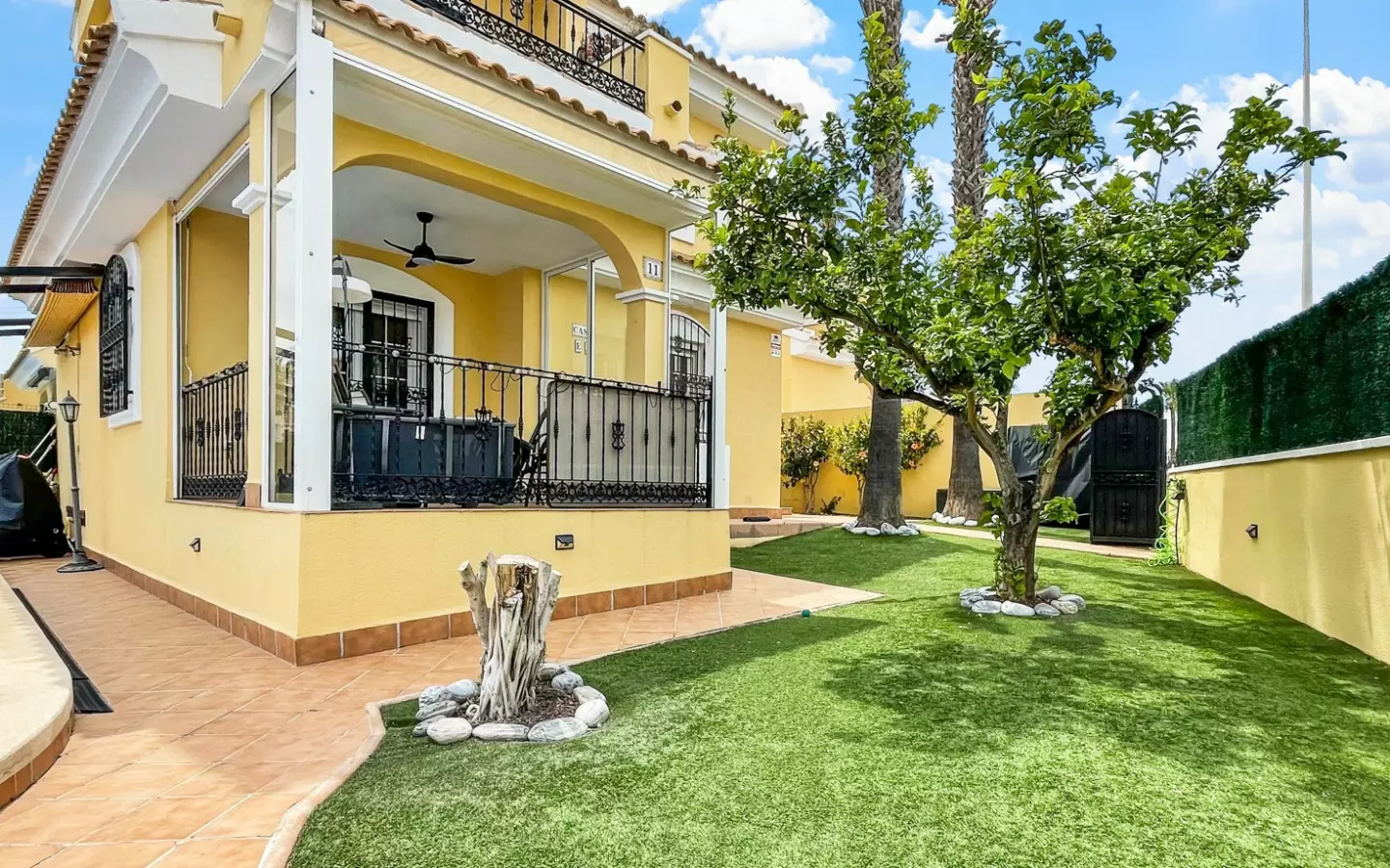 3-bedroom Villa In Orihuela Costa, Spain (140 M²)