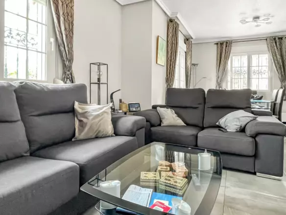 3-bedroom Villa In Orihuela Costa, Spain (140 M²)
