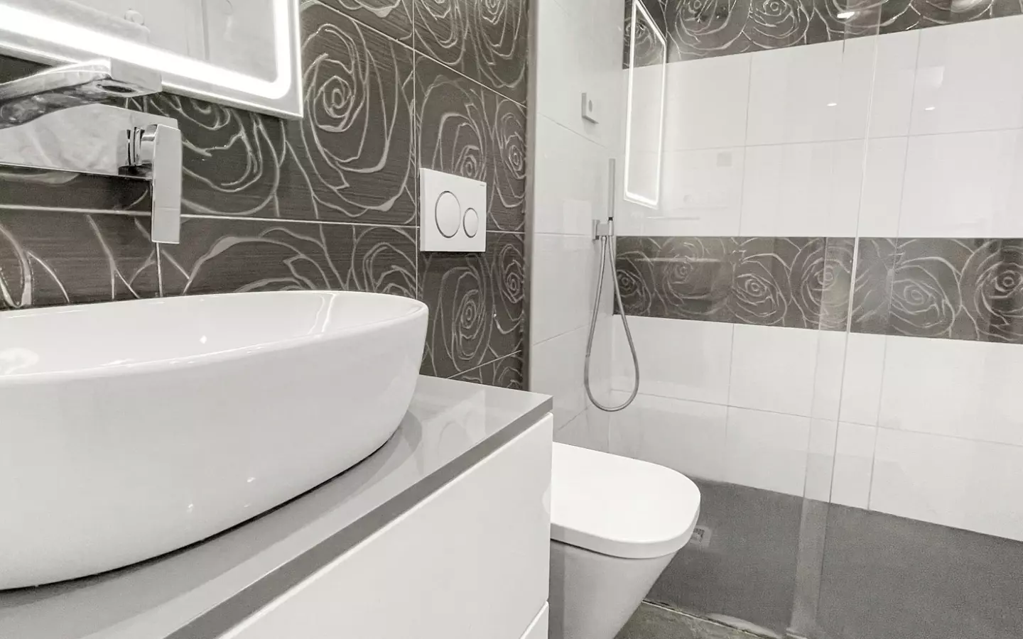 3-bedroom Apartment In Torrevieja, Spain (108 M²)
