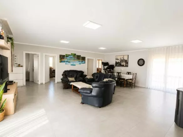 4-bedroom Villa In Pinoso, Spain (150 M²)
