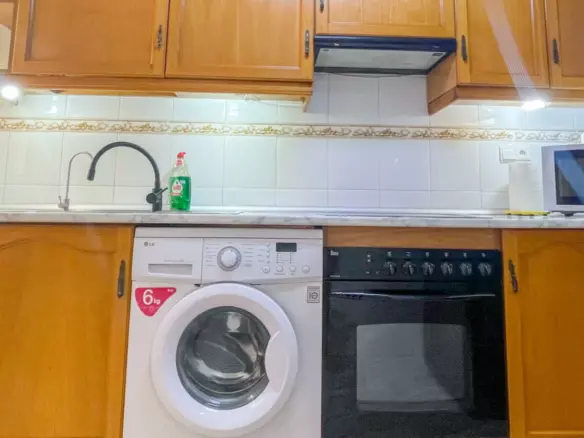 3-bedroom Apartment In Torrevieja, Spain (92 M²)