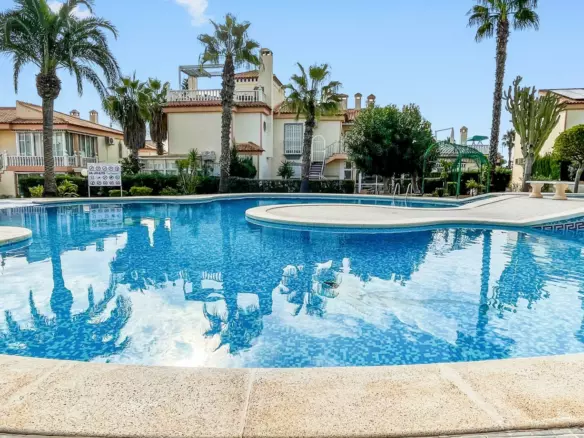 2-bedroom Apartment In Orihuela Costa, Spain (75 M²)