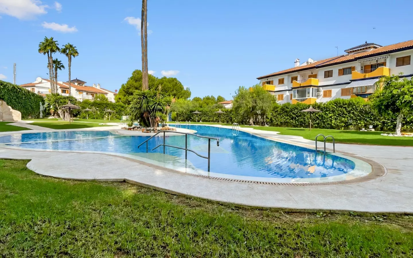 2-bedroom Apartment In Pilar De La Horadada, Spain (68 M²)
