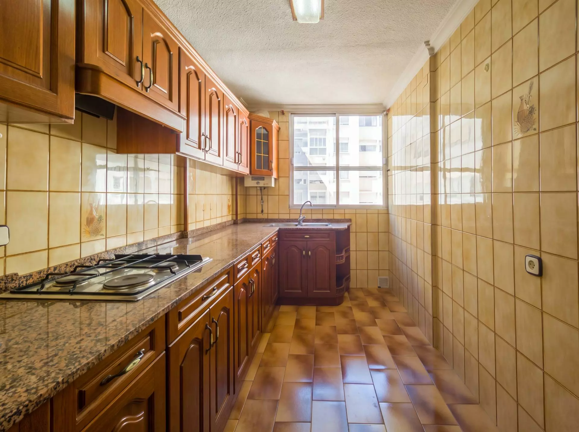3-bedroom Apartment In Torrevieja, Spain (97 M²)